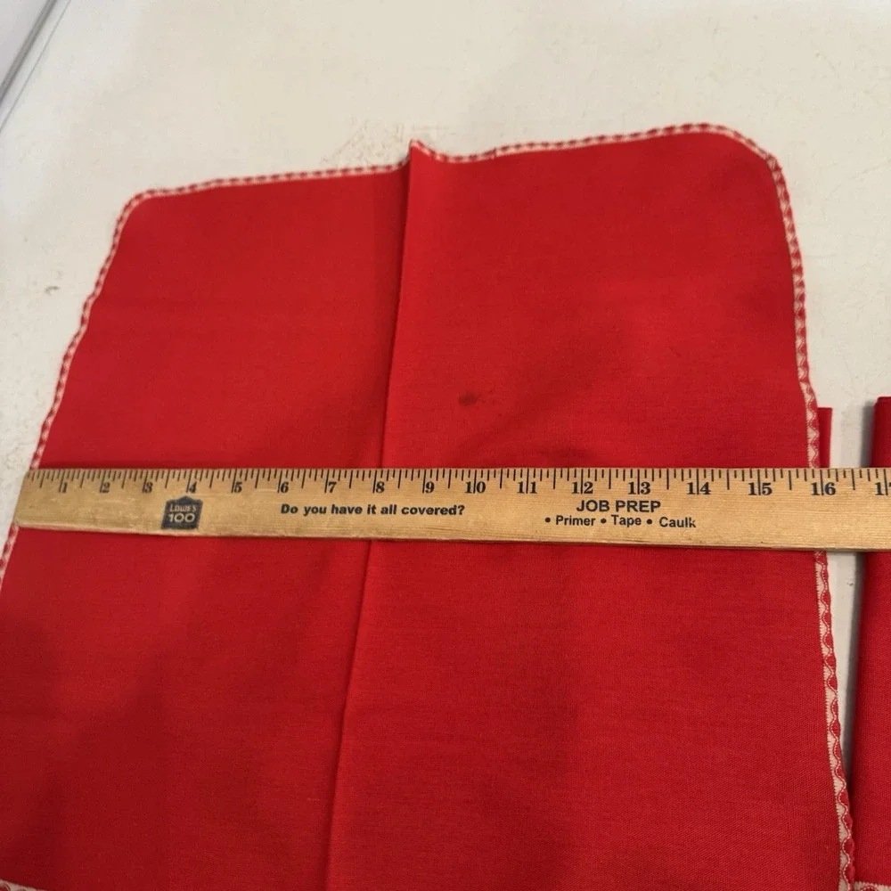 1950's Red Christmas‎ Napkins With White  Trim Set Of 4 Cotton Blend